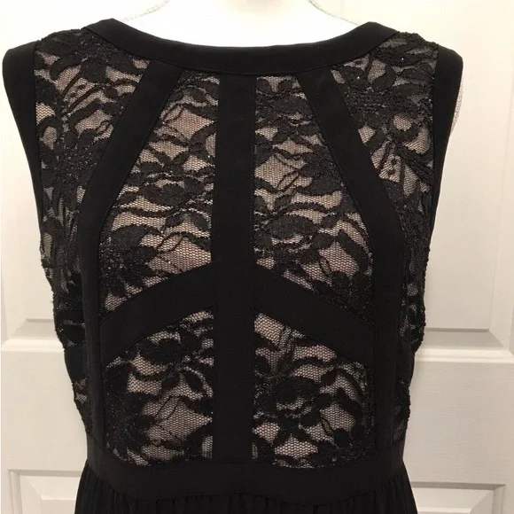 R&M Richards Black Lace Elegant Evening Formal Wedding Event Dress Size 12P - Picture 2 of 5